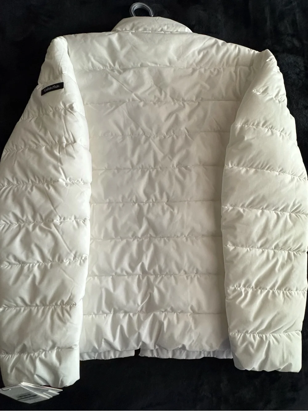 Size L white puffer zip up